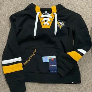 PITTSBURGH PENGUINS HOODIE- WOMENS